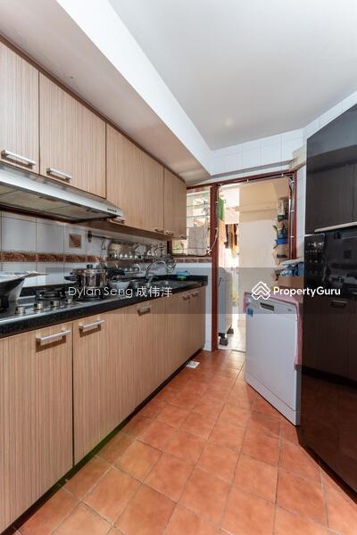 Apartment for Sale: D18, 529945