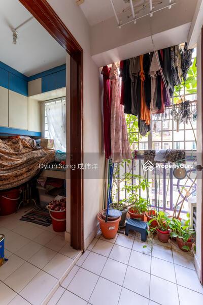 Apartment for Sale: D18, 529945