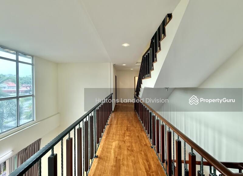Semi-Detached for Sale, Only $13XXpsf! 3 Storey Corner Terrace within 1km to Maris Stella & PLMGS, SGD 6,480,000 | Freehold