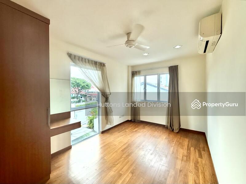 Semi-Detached for Sale, Only $13XXpsf! 3 Storey Corner Terrace within 1km to Maris Stella & PLMGS, SGD 6,480,000 | Freehold
