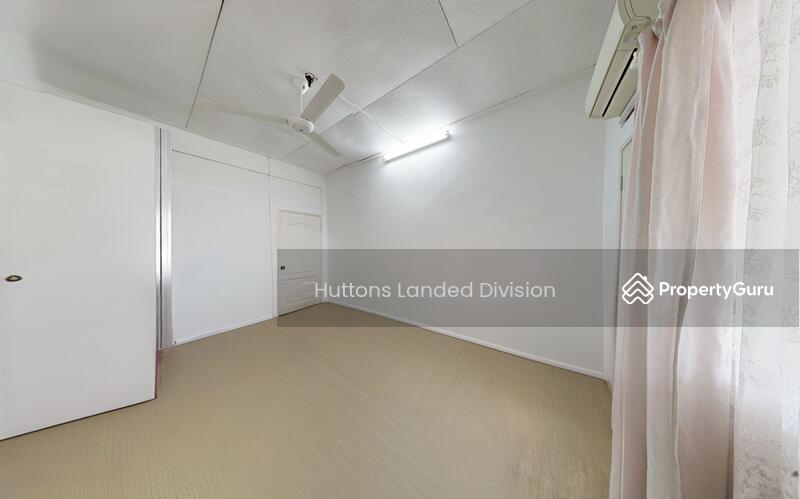 Corner Terrace for Sale, Nostalgic Corner Terrace near Thomson Plaza, MRT and Ai Tong School, SGD 6,980,000 | Freehold