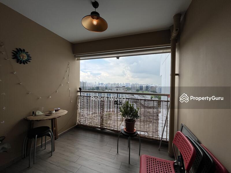 HDB Flat for Sale, 123 Paya Lebar Way, SGD 950,000 | 99-year lease