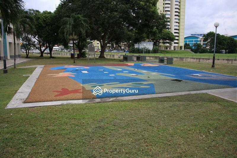 HDB Flat for Sale, 123 Paya Lebar Way, SGD 950,000 | 99-year lease
