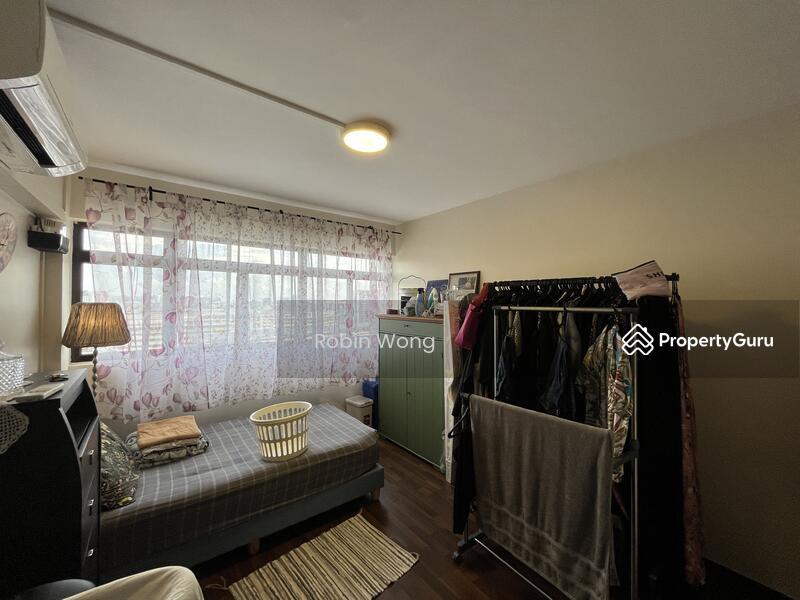 HDB Flat for Sale, 123 Paya Lebar Way, SGD 950,000 | 99-year lease