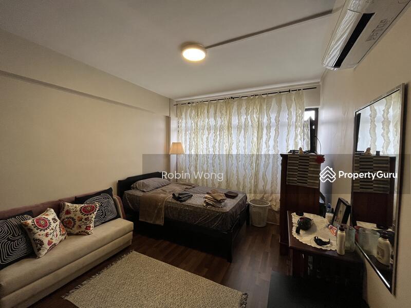 HDB Flat for Sale, 123 Paya Lebar Way, SGD 950,000 | 99-year lease