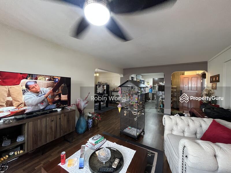 HDB Flat for Sale, 123 Paya Lebar Way, SGD 950,000 | 99-year lease