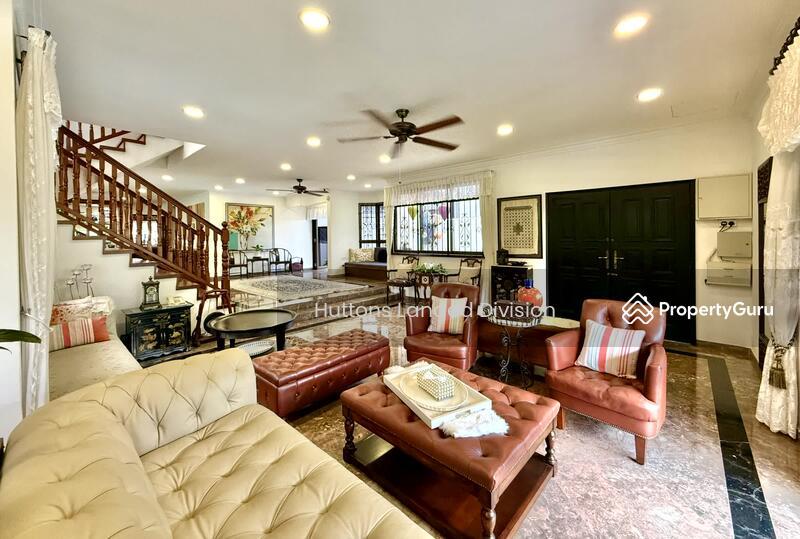 Bungalow for Sale, Rare 8400sf Beautiful Bungalow Plot with 6 Parking Lots in Dist 10, SGD 19,800,000 | Freehold