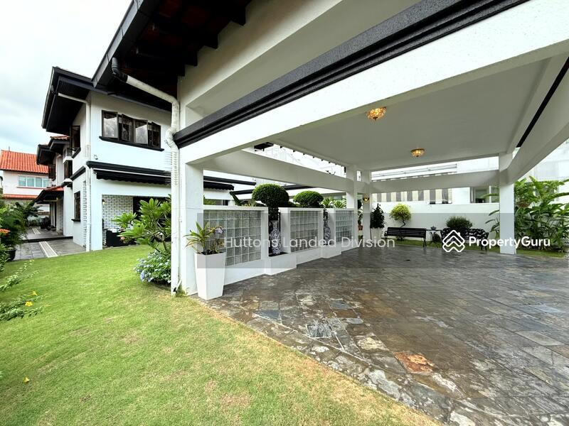Bungalow for Sale, Rare 8400sf Beautiful Bungalow Plot with 6 Parking Lots in Dist 10, SGD 19,800,000 | Freehold