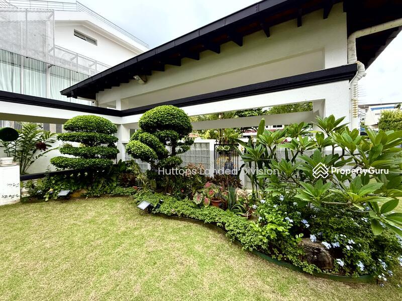 Bungalow for Sale, Rare 8400sf Beautiful Bungalow Plot with 6 Parking Lots in Dist 10, SGD 19,800,000 | Freehold