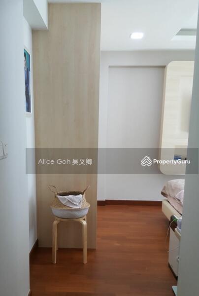 HDB Flat for Sale: Punggol, D19, 823679