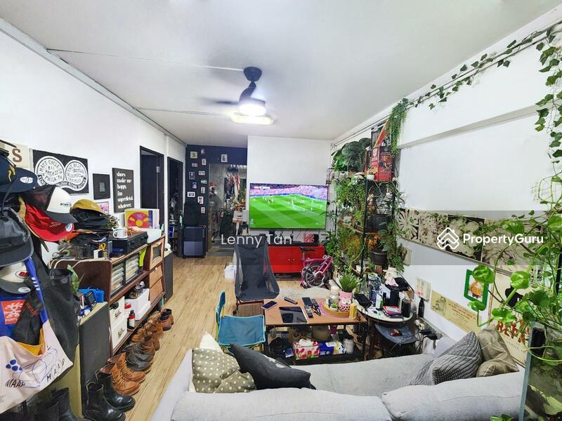 HDB Flat for Sale, 345 Yishun Avenue 11, SGD 435,000 | 99-year lease