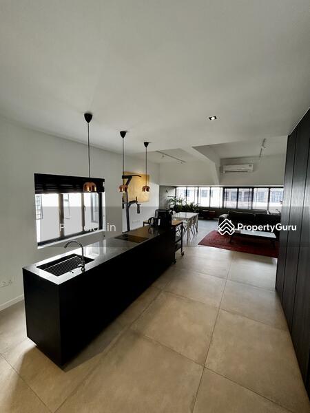 HDB Flat for Sale, 82 Tiong Poh Road, SGD 1,250,000 | 99-year lease
