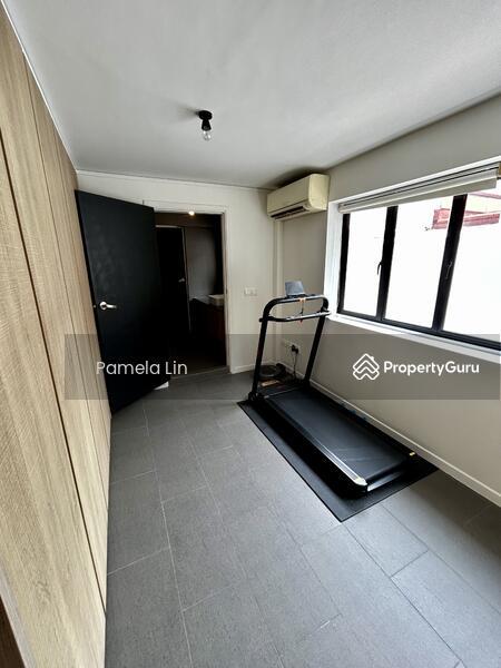 HDB Flat for Sale, 82 Tiong Poh Road, SGD 1,250,000 | 99-year lease