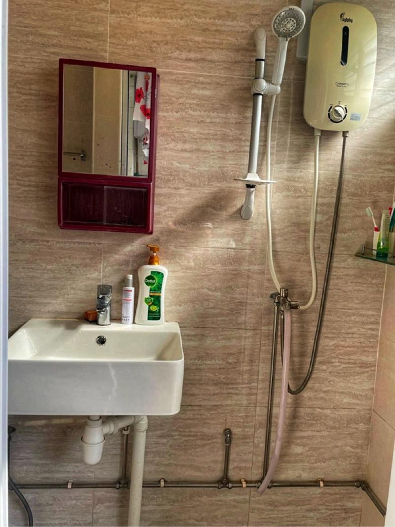 HDB Apartment for Sale, 946 Jurong West Street 91 HDB Apartment For Sale, $530,000, 3 Bed 2 Bath 1,108 sqft $478.00 psf, SGD 530,000 | 99-year Leasehold