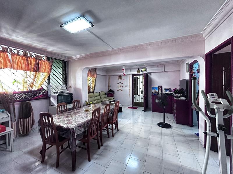 HDB Apartment for Sale, 946 Jurong West Street 91 HDB Apartment For Sale, $530,000, 3 Bed 2 Bath 1,108 sqft $478.00 psf, SGD 530,000 | 99-year Leasehold