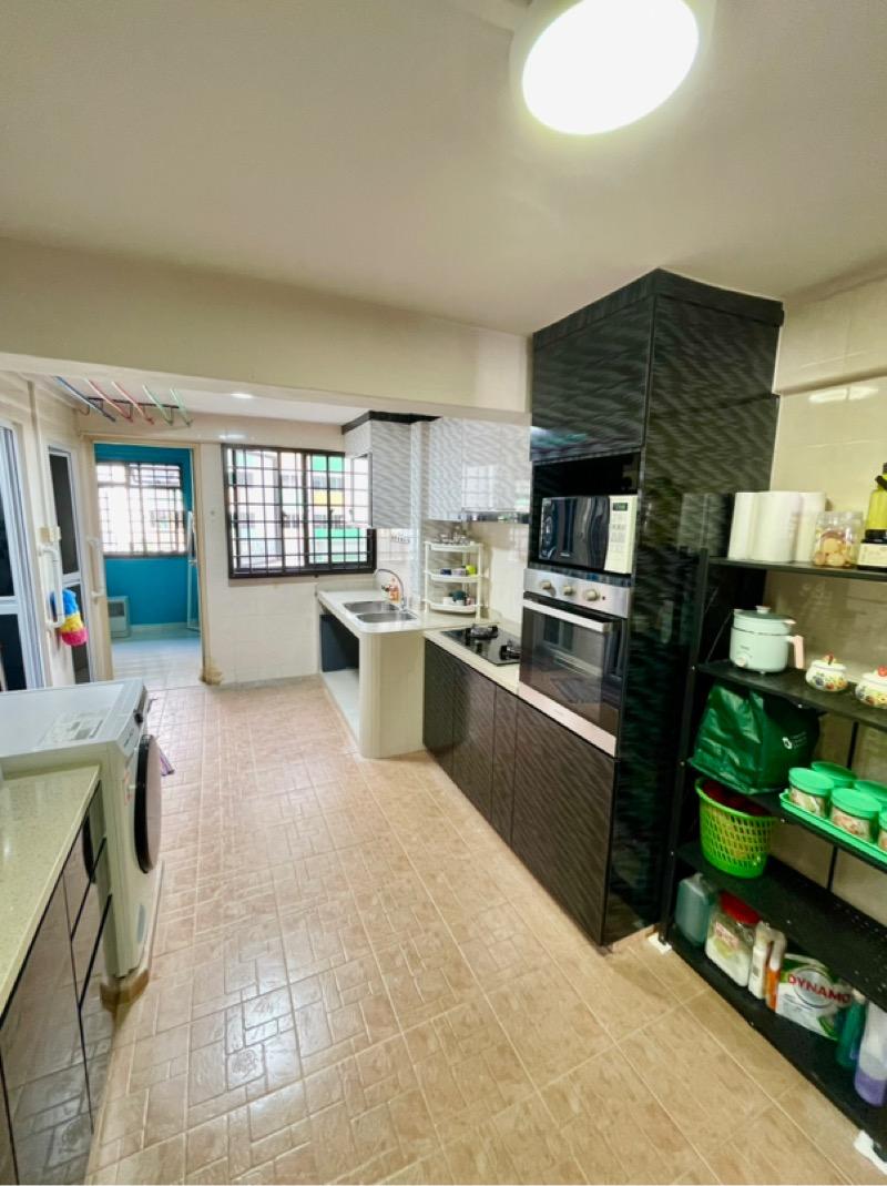 HDB Apartment for Sale, 6 Marsiling Drive HDB Apartment For Sale, $378,000, 3 Bed 2 Bath 699 sqft $541.00 psf, SGD 378,000 | 99-year Leasehold