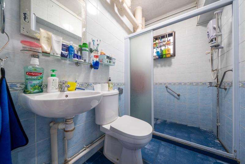 HDB Apartment for Sale, 11 Chai Chee Road HDB Apartment For Sale, $925,000, 3 Bed 2 Bath 1,291 sqft $717.00 psf, SGD 925,000 | 99-year Leasehold