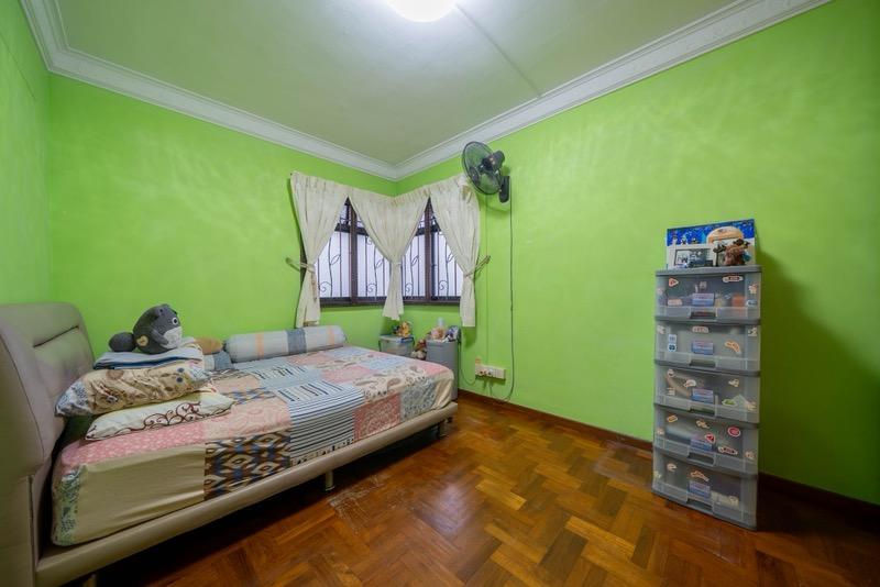 HDB Apartment for Sale, 11 Chai Chee Road HDB Apartment For Sale, $925,000, 3 Bed 2 Bath 1,291 sqft $717.00 psf, SGD 925,000 | 99-year Leasehold