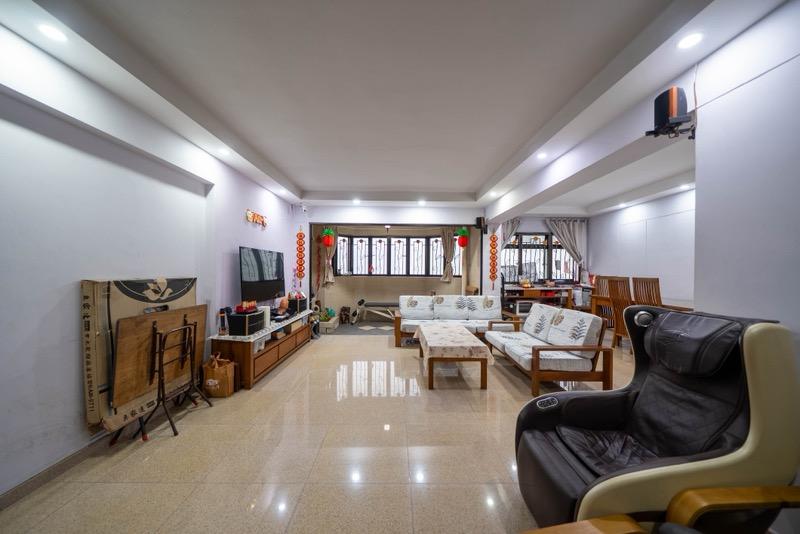 HDB Apartment for Sale, 11 Chai Chee Road HDB Apartment For Sale, $925,000, 3 Bed 2 Bath 1,291 sqft $717.00 psf, SGD 925,000 | 99-year Leasehold