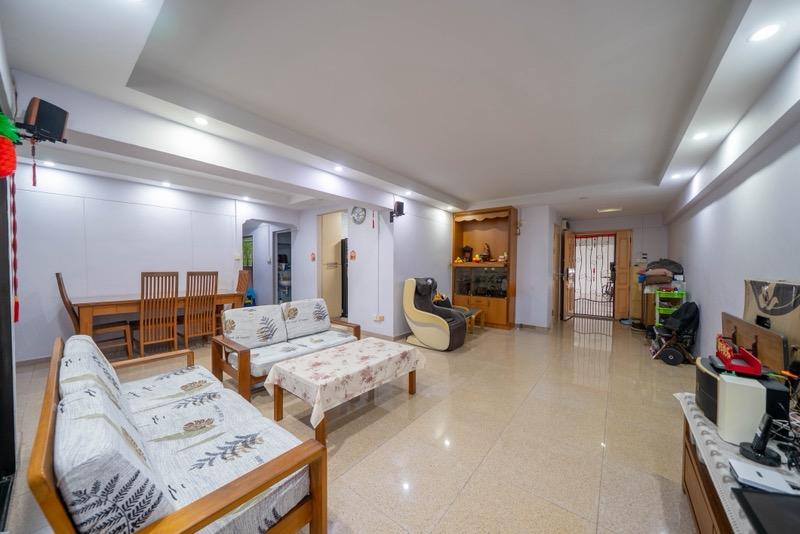 HDB Apartment for Sale, 11 Chai Chee Road HDB Apartment For Sale, $925,000, 3 Bed 2 Bath 1,291 sqft $717.00 psf, SGD 925,000 | 99-year Leasehold