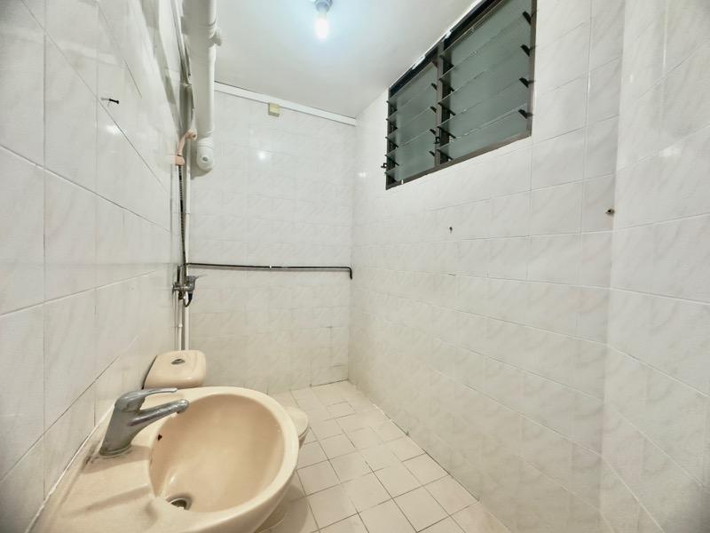 HDB Apartment for Sale, 103A Depot Road HDB Apartment For Sale, $850,000, 3 Bed 2 Bath 968 sqft $878.00 psf, SGD 850,000 | 99-year Leasehold
