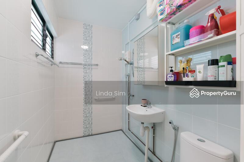 HDB Flat for Sale, 279 Tampines Street 22, SGD 595,000 | 99-year lease