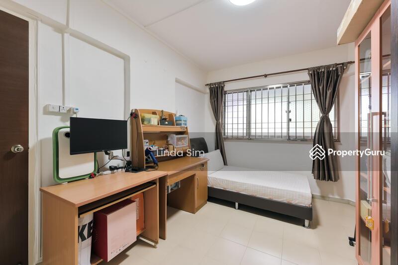 HDB Flat for Sale, 279 Tampines Street 22, SGD 595,000 | 99-year lease