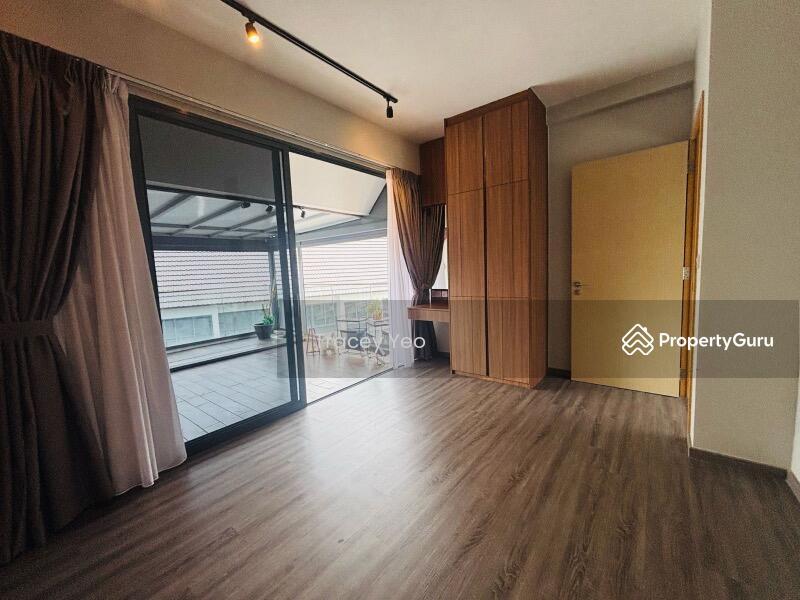 Condominium for Sale: D19, 545551