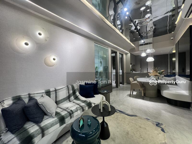 Prop-GPT: Condominium: D22  The LakeGarden Residences