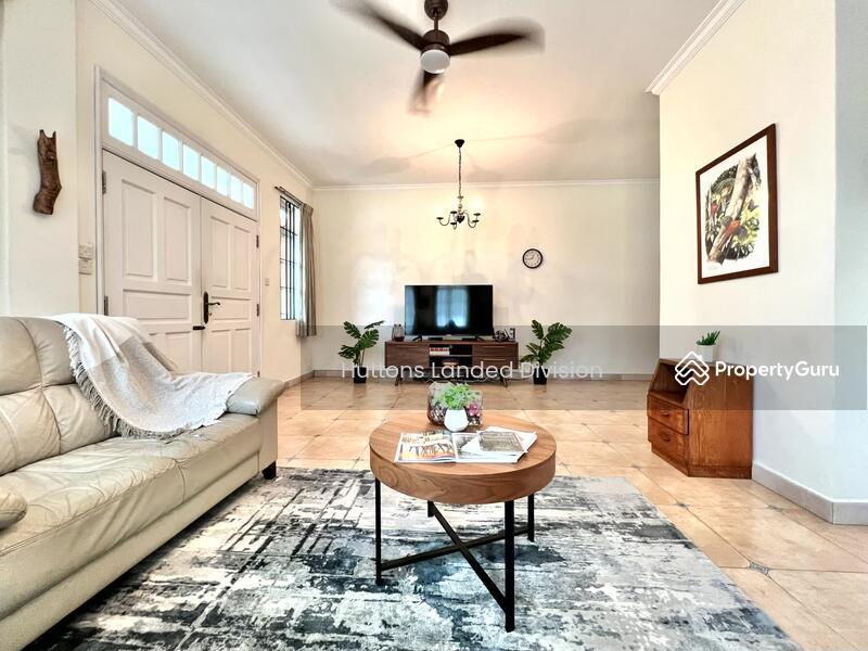 Semi-Detached for Sale: D15, 438986