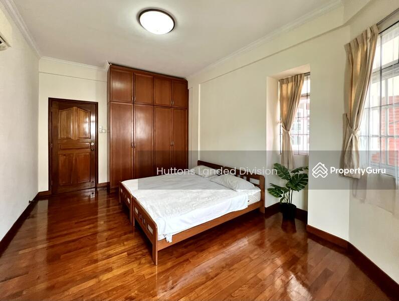 Semi-Detached for Sale: D15, 438986