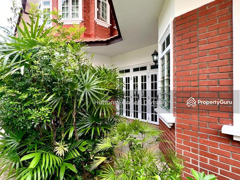 Semi-Detached for Sale: D15, 438986