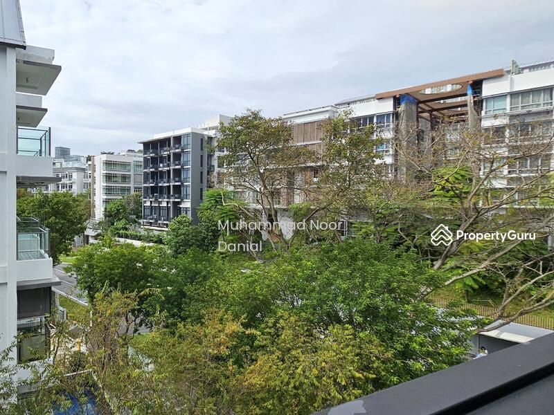Condominium for Sale: D05, 118610