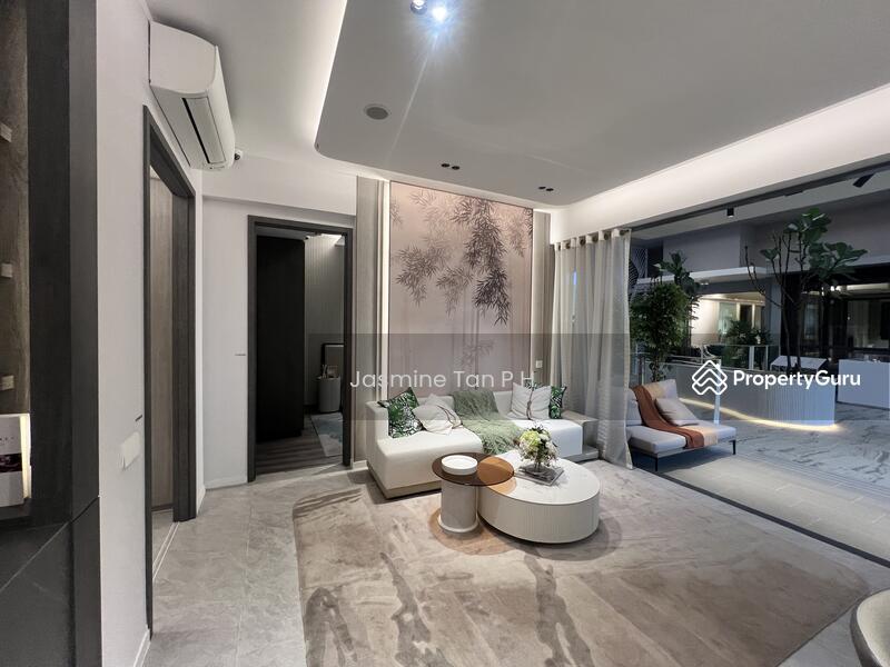Prop-GPT: Condominium: D22  The LakeGarden Residences