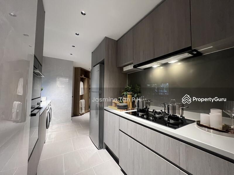 Condominium for Sale, The LakeGarden Residences, SGD 2,535,100 | 99-year lease