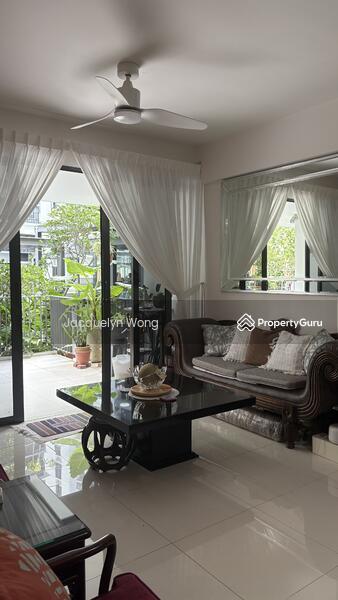 Prop-GPT: Condominium: D13 Potong Pasir 8 @ Woodleigh
