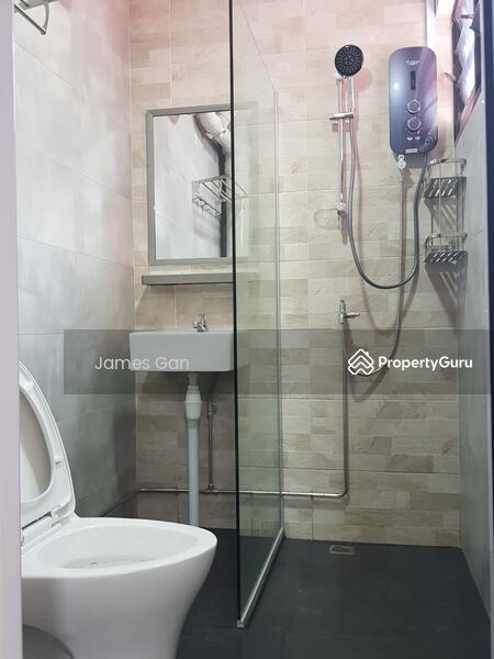 HDB Flat for Sale: D20, 570154