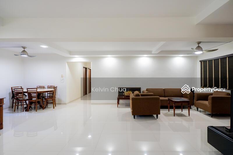 HDB Flat for Sale, CHEAP EA 631 Yishun Street 61, SGD 1,080,000 | 99-year lease
