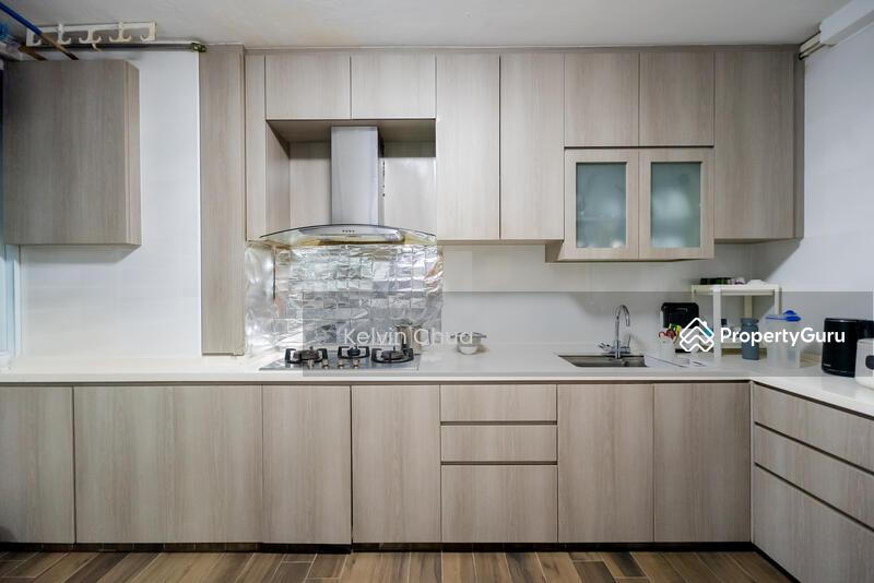HDB Flat for Sale, CHEAP EA 631 Yishun Street 61, SGD 1,080,000 | 99-year lease