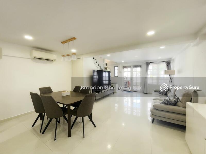 HDB Flat for Sale: D12, 320053