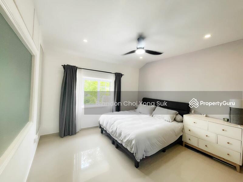 HDB Flat for Sale: D12, 320053