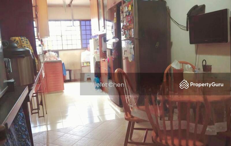 HDB Flat for Sale, 248 Bukit Batok East Avenue 5, SGD 600,000 | 99-year lease