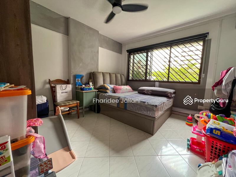 HDB Flat for Sale, 943 Jurong West Street 91, SGD 580,000 | 99-year lease