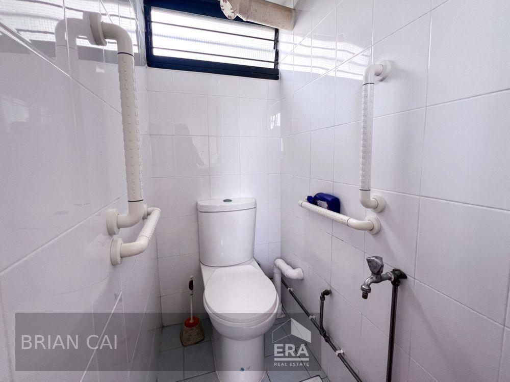 HDB - 2 room for Sale, Bedok North Street 3 502 Bedok North Street 3, SGD 380,000 | Leasehold