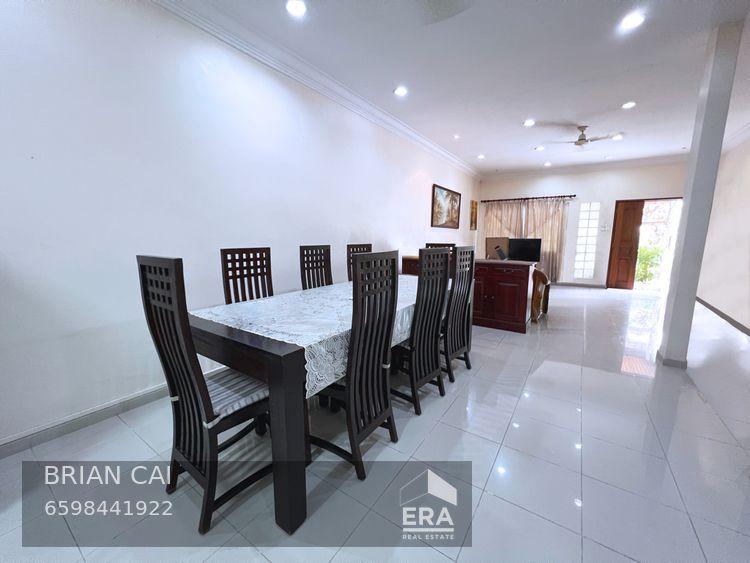 Prop-GPT: Semi-Detached: D15  Still Road For Sale