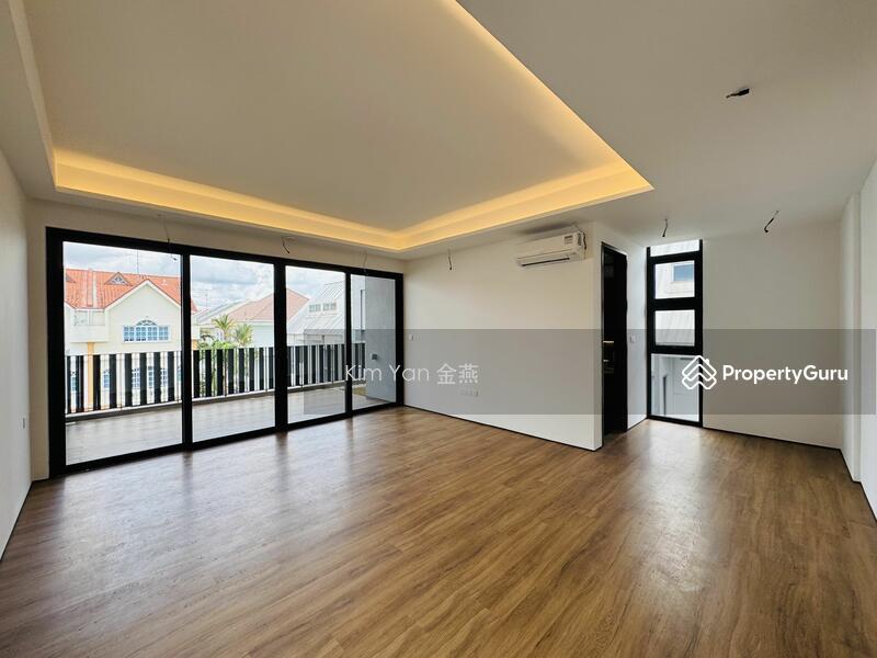 Bungalow for Sale, Brand New/Luxury Bungalow with Lift&Pool, Living&Dining Hall marble floor&high ceiling, park 4 cars, SGD 11,100,000 | Freehold