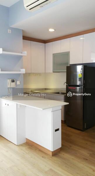 Prop-GPT: Apartment: D09  Robertson Edge