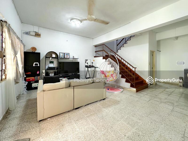 Prop-GPT: Terrace: D19  Jalan Bunga Rampai
