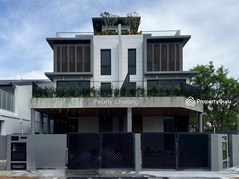 Prop-GPT: Semi-Detached: D16  Sunbird Park