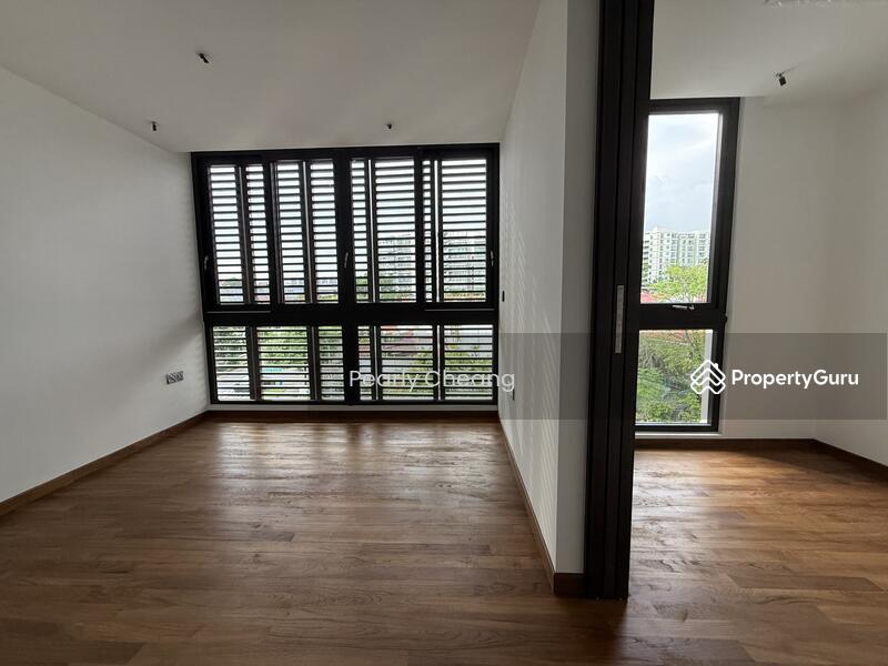 Semi-Detached for Sale: D16, 487000
